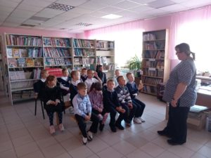 3f0930d0-a210-4697-84f2-47bbc998e635-300x225 Книжная страна